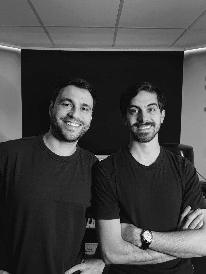 Alberto MWolf y Santiago Peña en el estudio